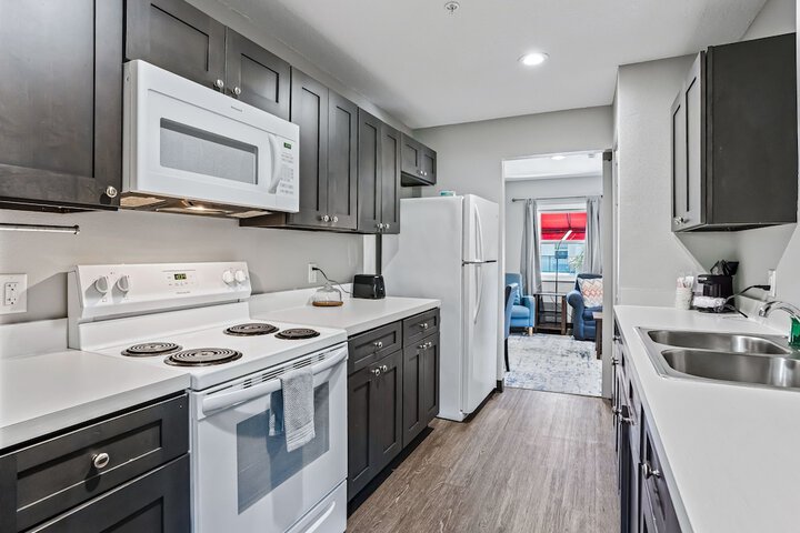 Baymont by Wyndham Ocala Suites in Ocala, FL