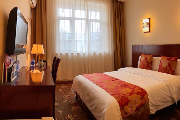 Room 9 of 21