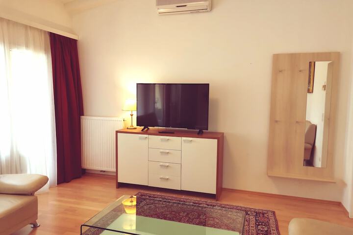 Room 73 of 133