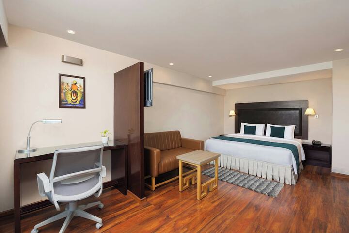 Room 16 of 61