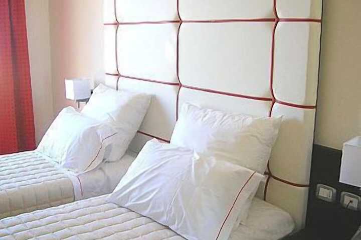 Room 14 of 39