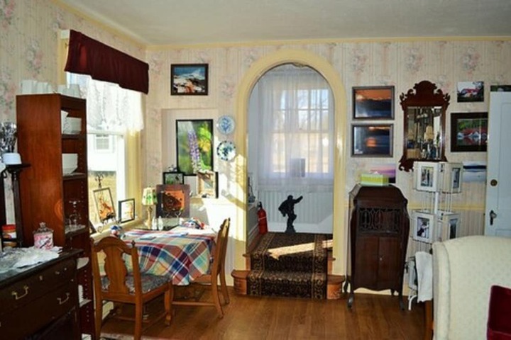 Room 19 of 43