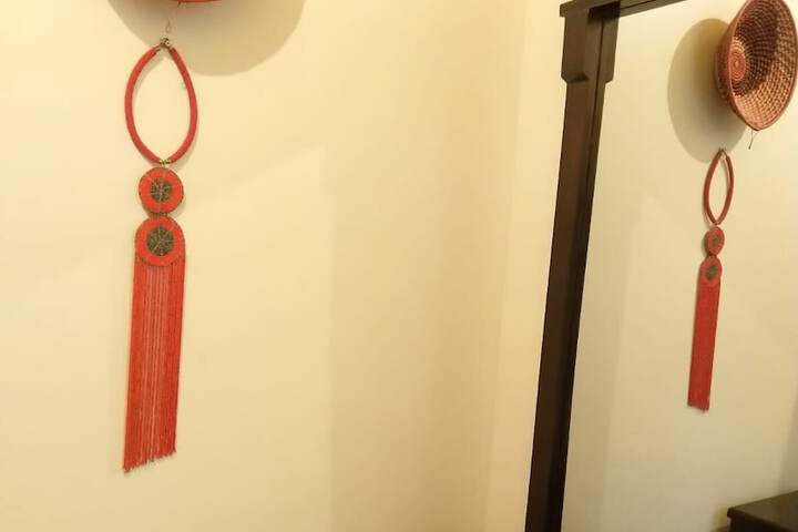 Room 8 of 20