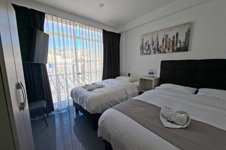 Room 3 of 7
