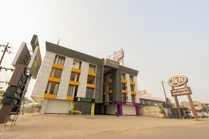 Hotel 33 of 35