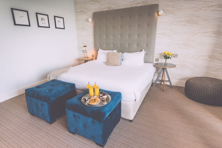 Room 6 of 72