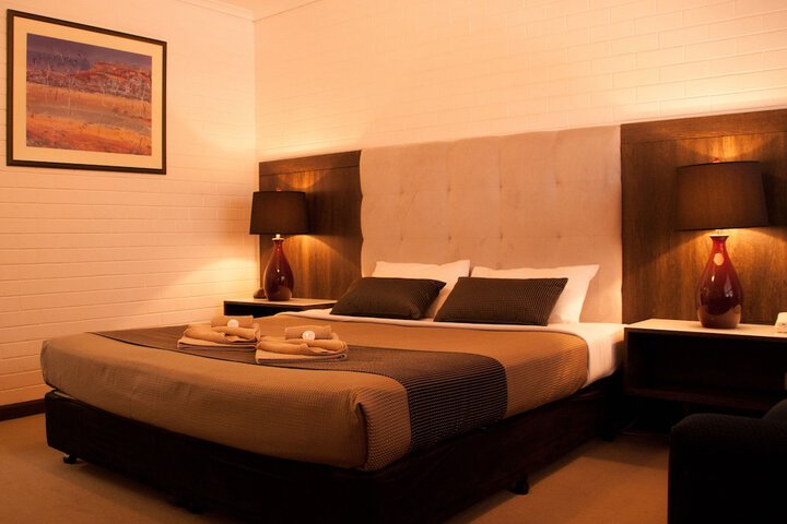 Room 4 of 83