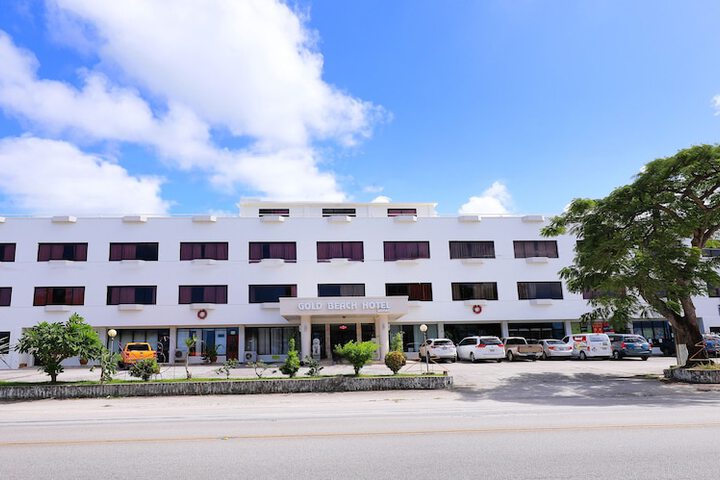 Photo of Gold Beach Hotel