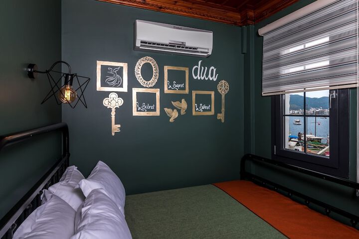 Room 9 of 58