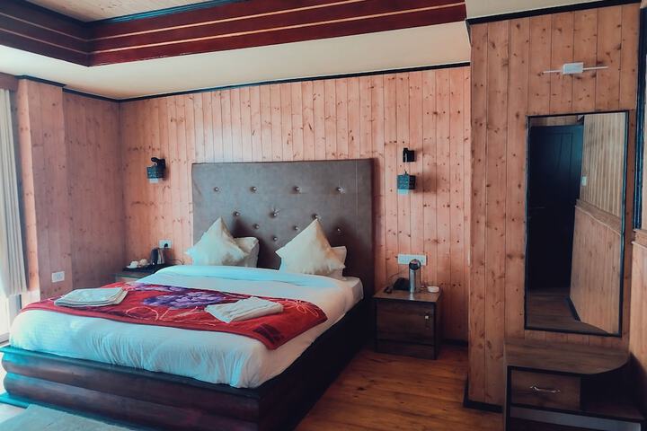 Room 21 of 46