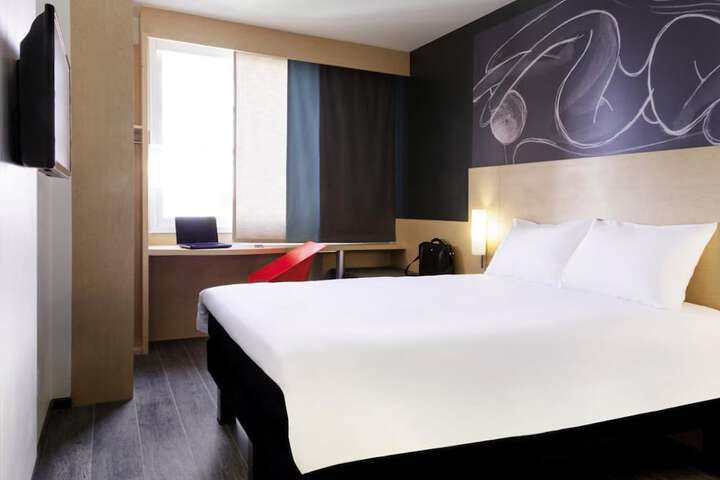 Room 3 of 24