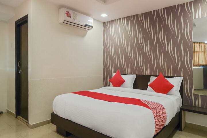 Room 12 of 24