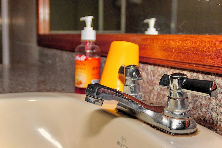Room 33 of 93