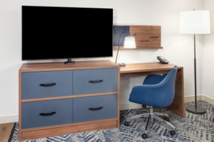 Room 20 of 39