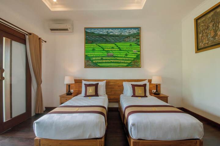 Room 58 of 193