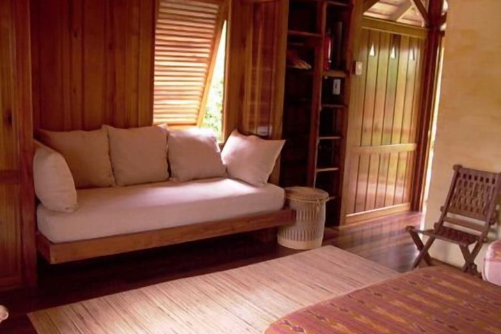 Room 23 of 49