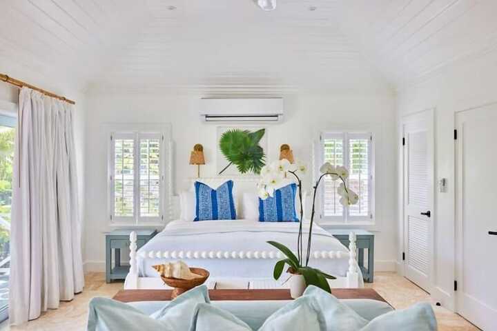 Room 12 of 20