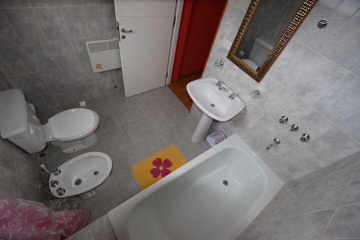 Clean Restrooms