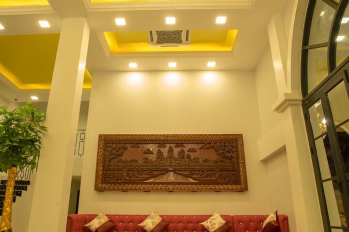 Hotel Interior 6 of 30