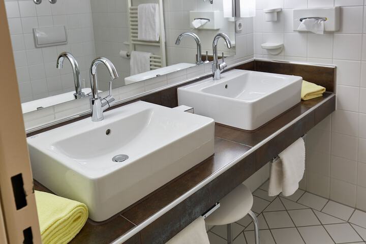Room 28 of 55