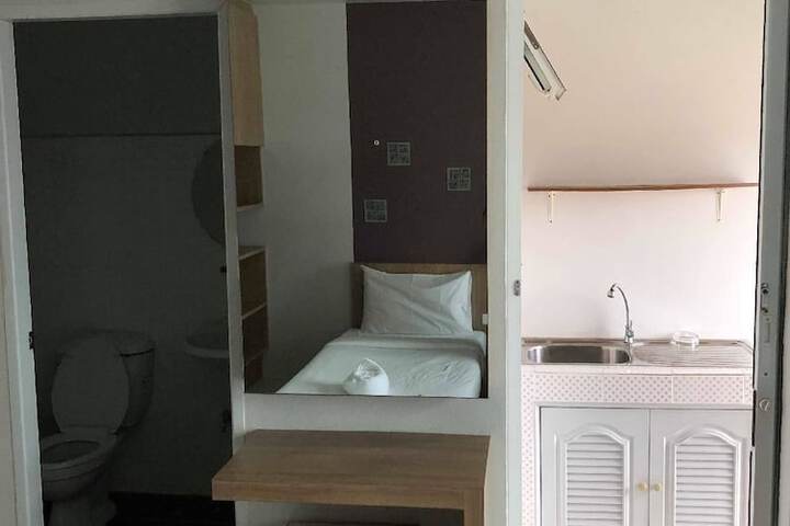Room 8 of 26