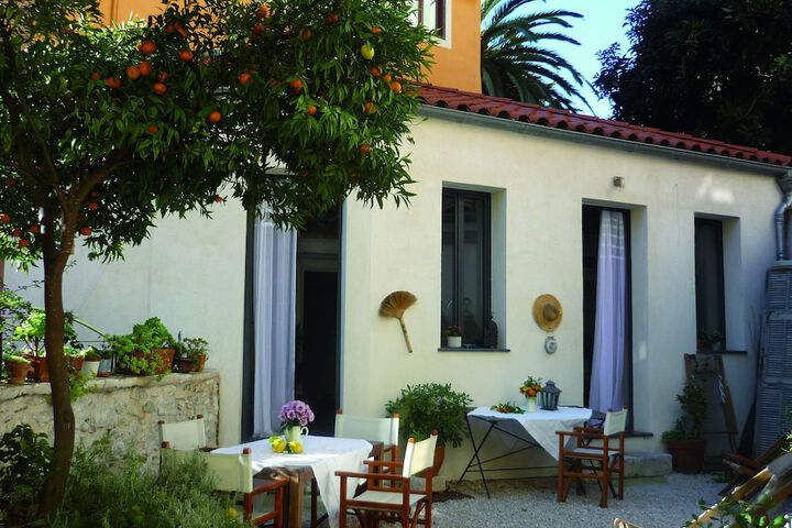 Exterior of LA PETITE MAISON