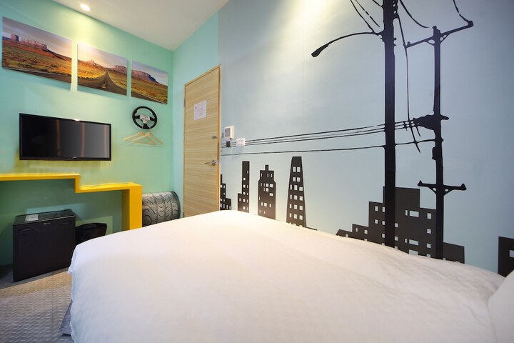 Room 14 of 31