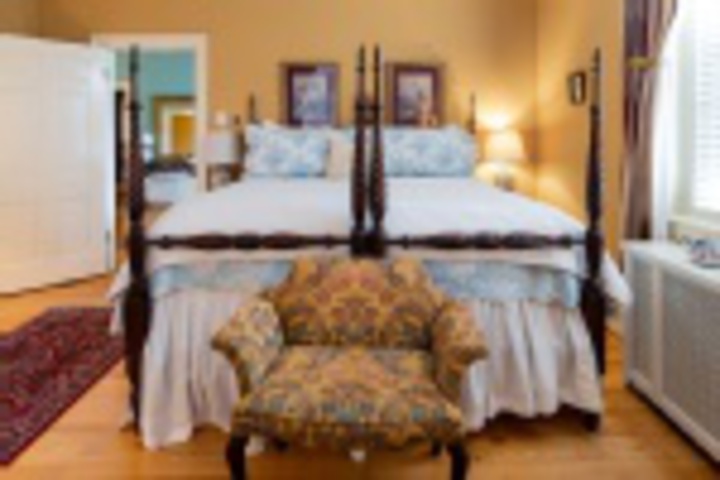 Room 209 of 384