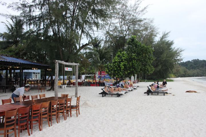 Beach 23 of 36