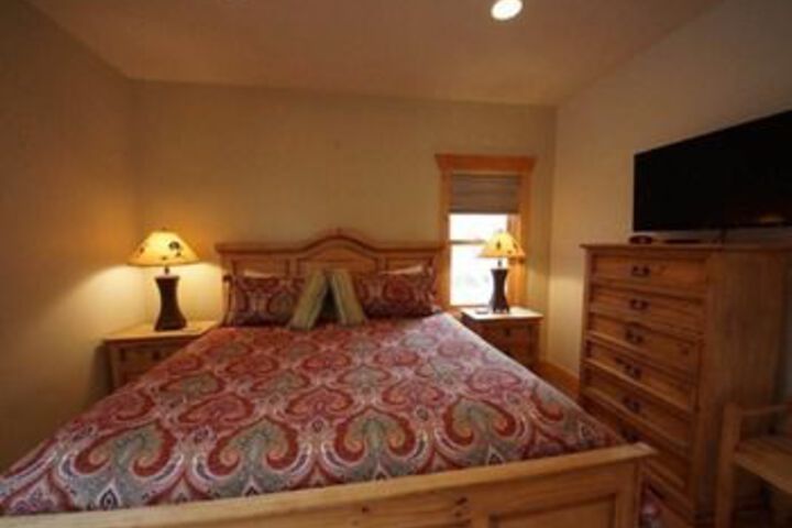 Room 20 of 65