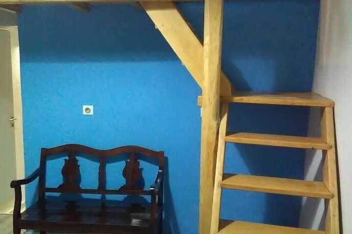 Room 51 of 124