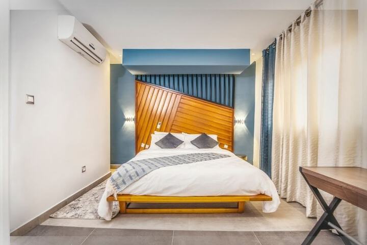 Room 21 of 130