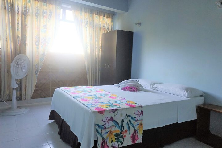 Room 37 of 39