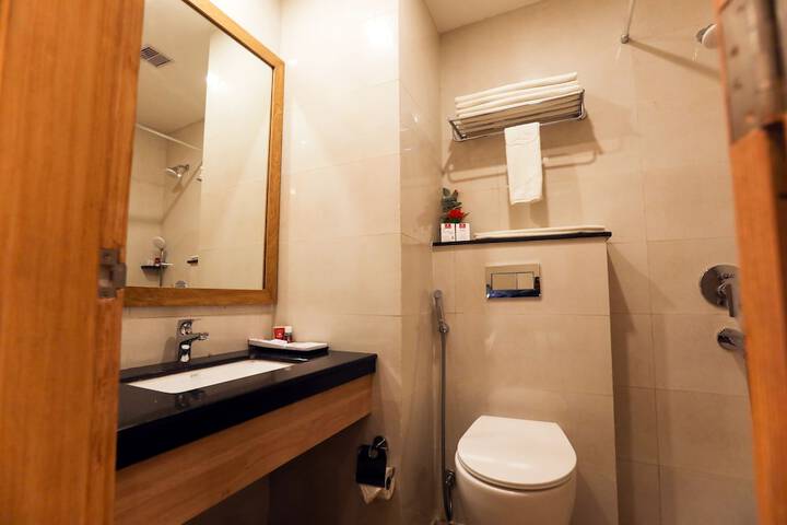 Room 10 of 22
