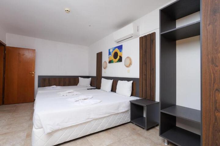 General 12 of 100