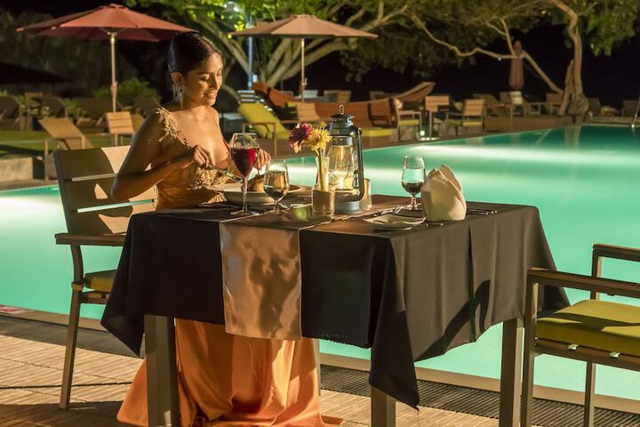 Dining 50 of 61