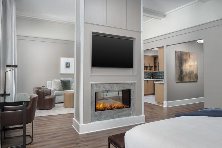 Room 13 of 29