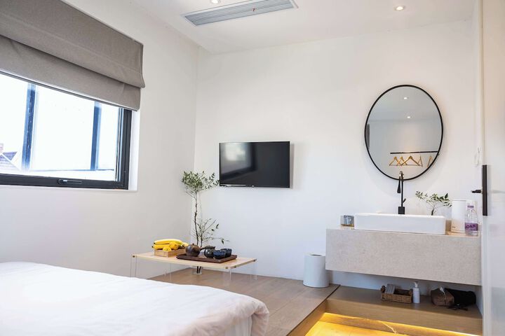 Room 70 of 125