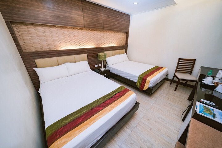 Room 8 of 44