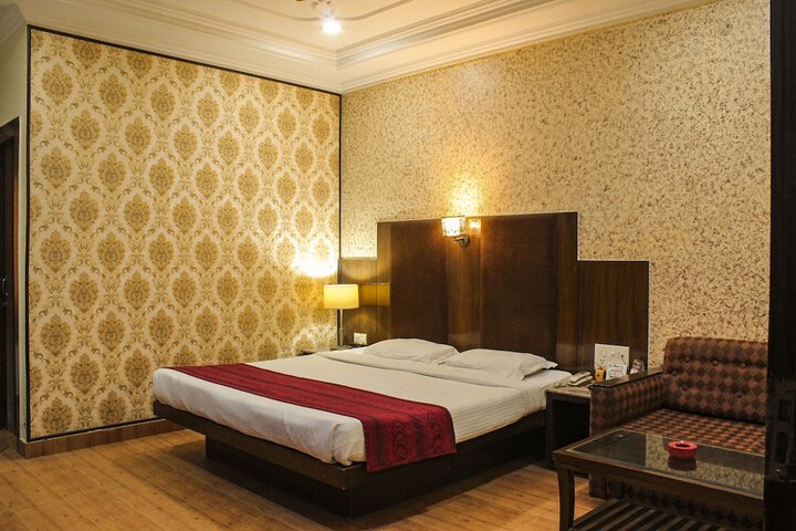 Room 42 of 63