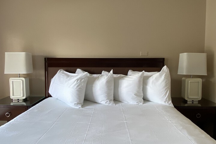 Room 8 of 49