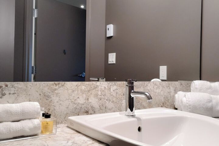 Clean Restrooms