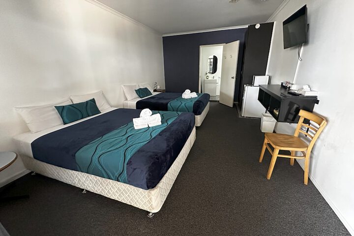 Room 13 of 75