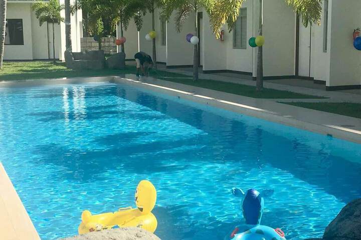 Pool 9 of 23