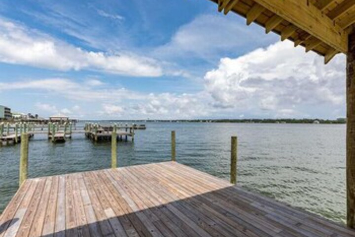 Property Grounds 98 of 177