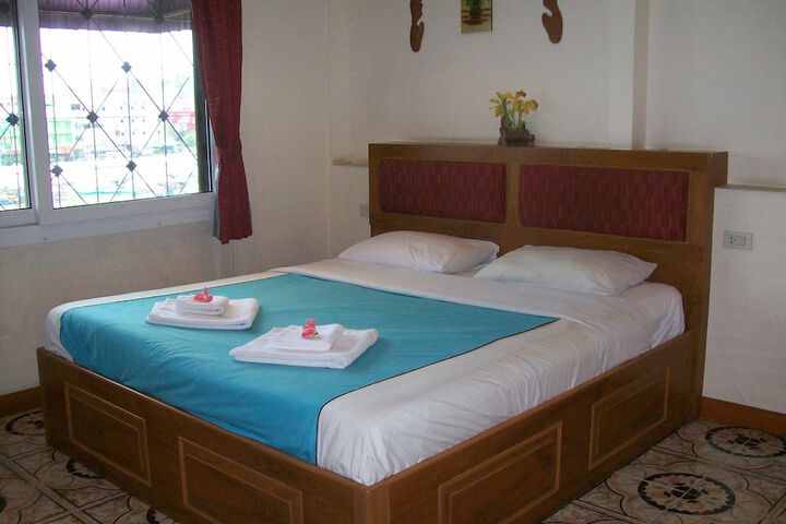 Room 8 of 67