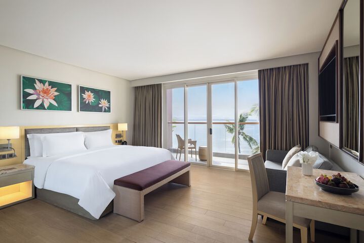 Room 30 of 113