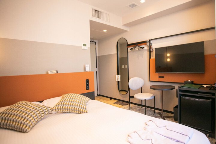Room 15 of 80