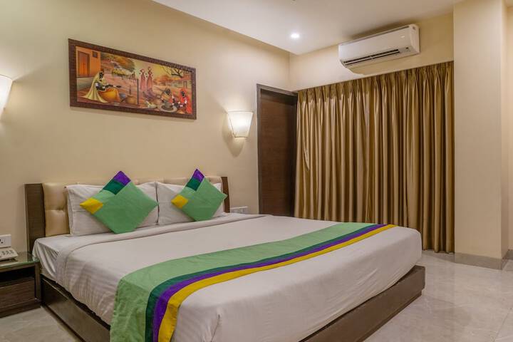 Room 10 of 36