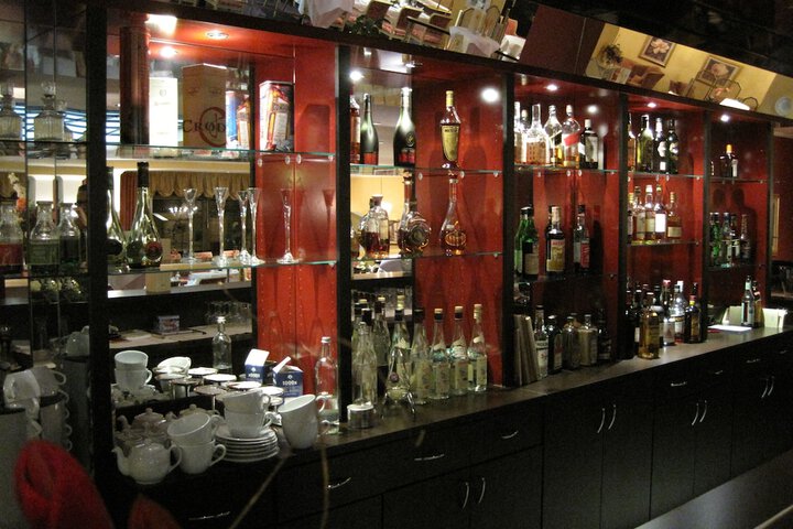 Lounge 53 of 73